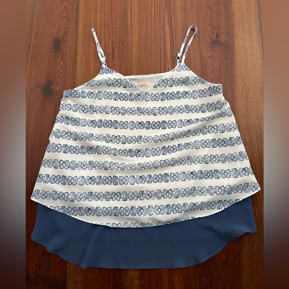 Loft blue floral tee